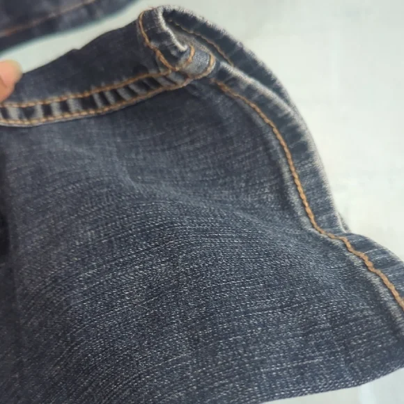 Shyanne Jean with Brown Stitching - Picture 9 of 10